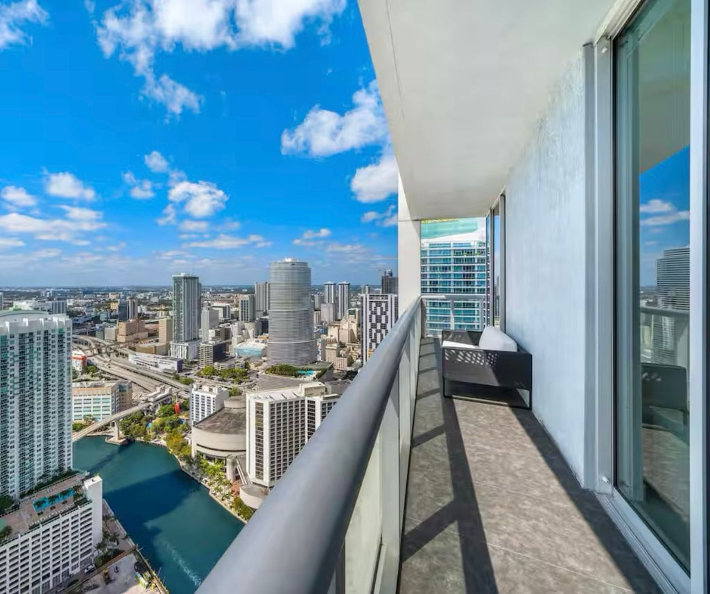 $300/Night Miami Property