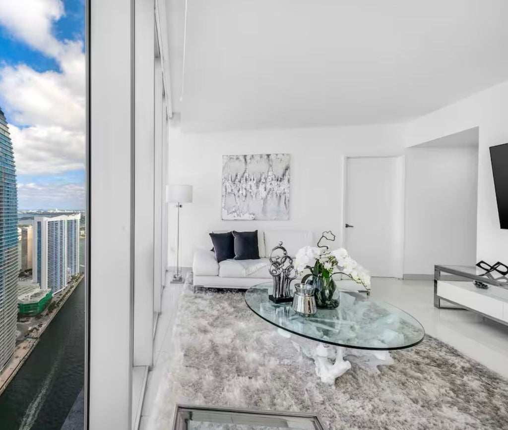 $300/Night Miami Property