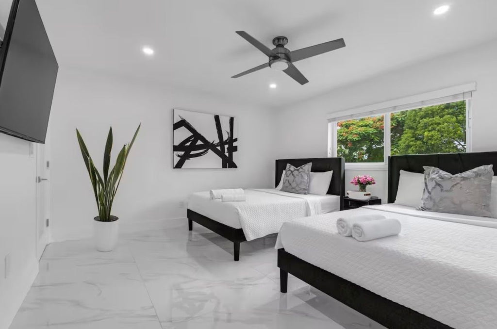 $400/Night Miami Property